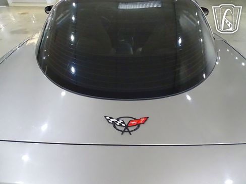 Used 1998 Chevrolet Corvette Coupe w/ Roof Pkg image 28