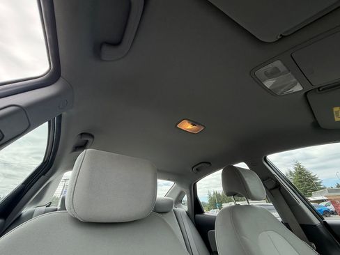 Used 2008 Hyundai Elantra GLS FWD image 26