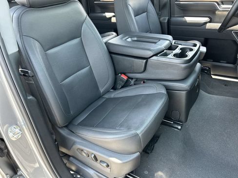 Used 2025 GMC Sierra 1500 SLT AWD/4WD image 27