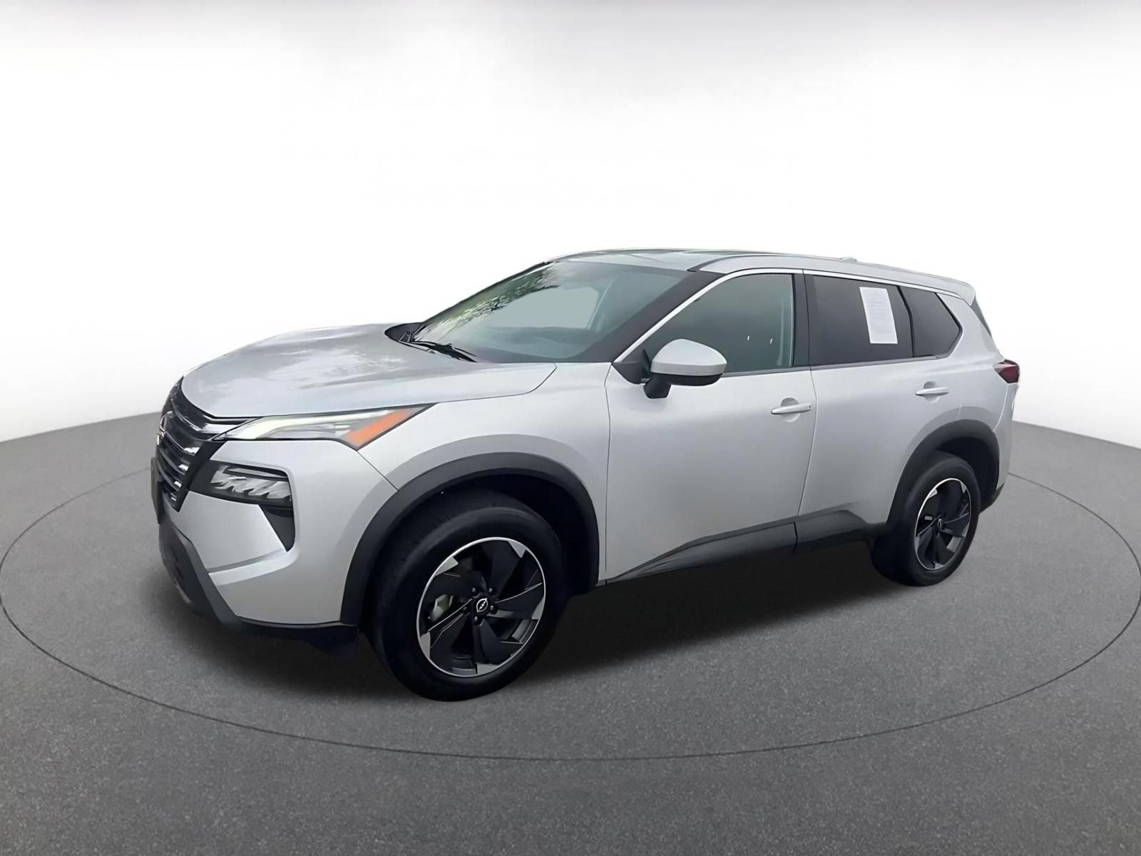 Used 2025 Nissan Rogue SV AWD/4WD image 7