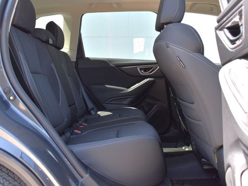 Used 2020 Subaru Forester Premium AWD/4WD image 31
