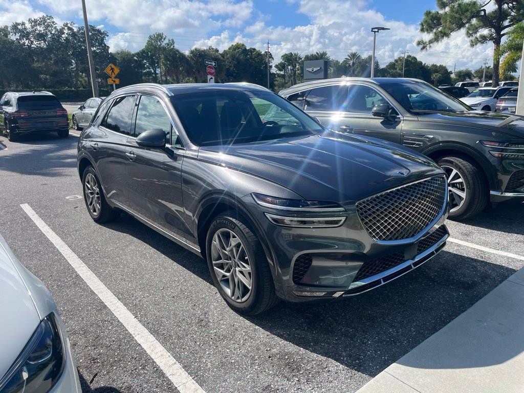 Used 2024 Genesis GV70 2.5T w/ Advanced Package AWD/4WD image 3