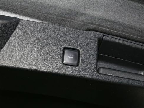 Used 2023 Ford Escape ST-Line w/ Tech Pack #1 AWD/4WD image 12