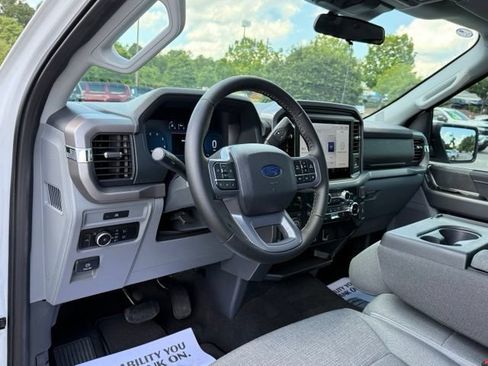 Used 2025 Ford F150 XLT w/ Equipment Group 301A Standard AWD/4WD image 17