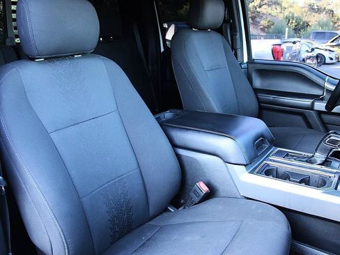 Used 2018 Ford F150 XLT w/ Equipment Group 302A Luxury AWD/4WD image 19
