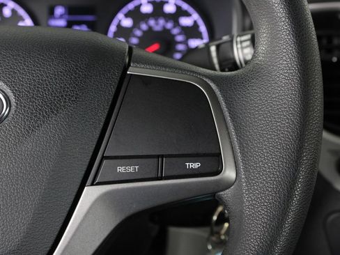 Used 2020 Hyundai Accent SE image 23