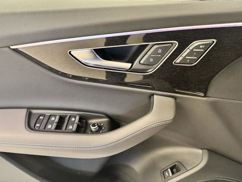 Certified 2025 Audi Q7 Premium Plus w/ Premium Plus Package image 12