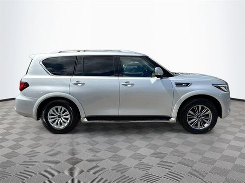 Used 2021 INFINITI QX80 Luxe image 5