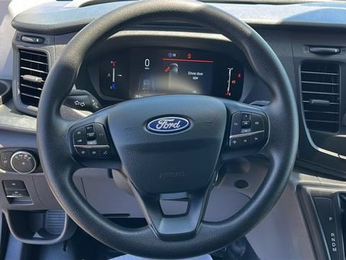 New 2026 Ford Transit 250 148 Medium Roof w/ Load Area Protection Package RWD image 18