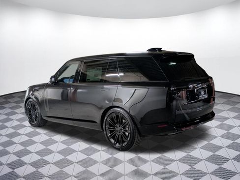 New 2026 Land Rover Range Rover Long Wheelbase SE AWD/4WD image 3