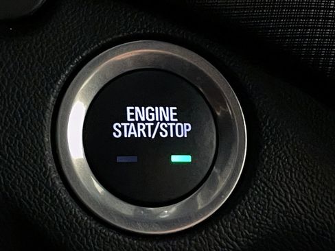 Used 2024 Chevrolet Equinox RS image 29