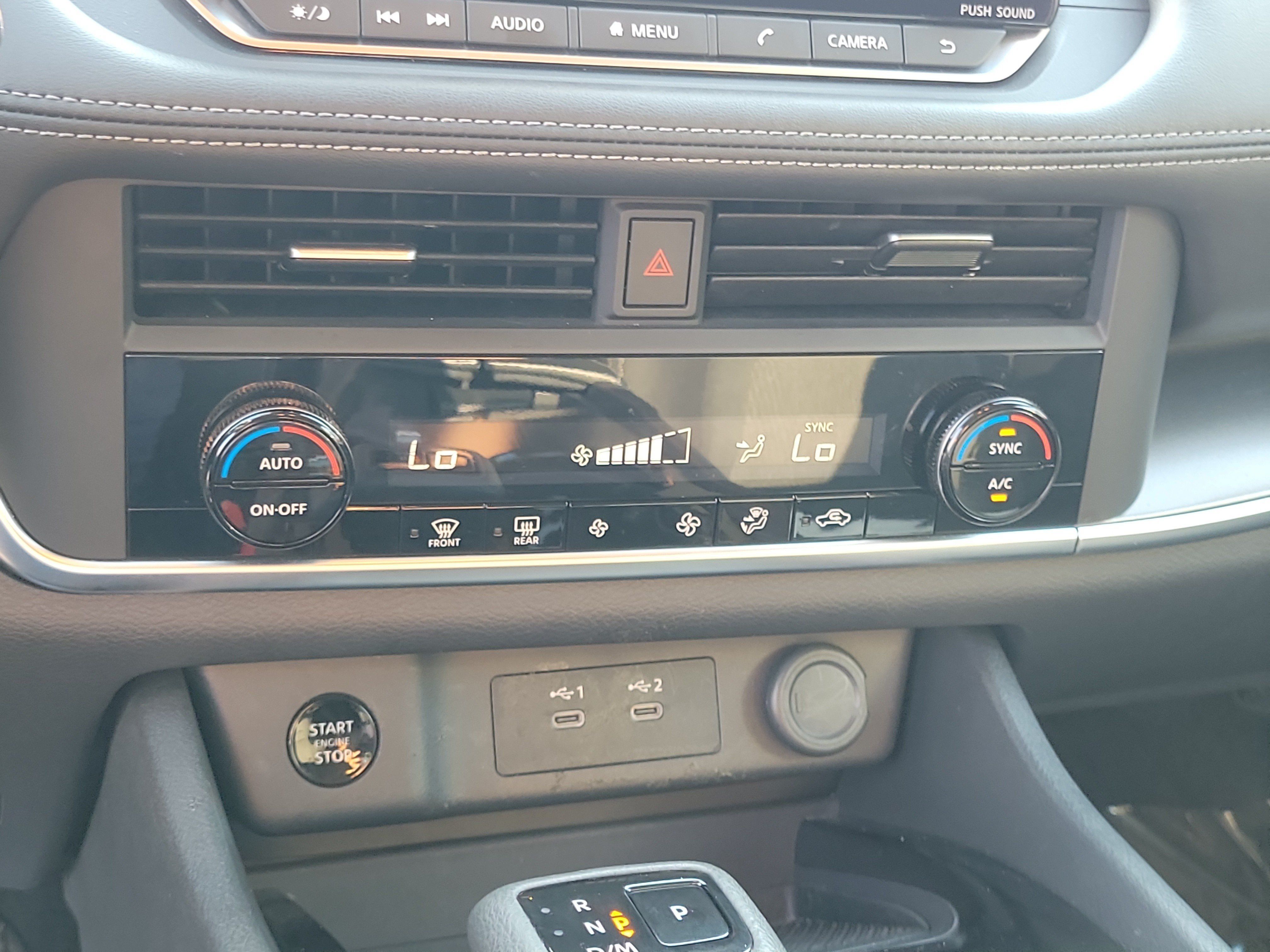 Used 2025 Nissan Rogue SV FWD image 27