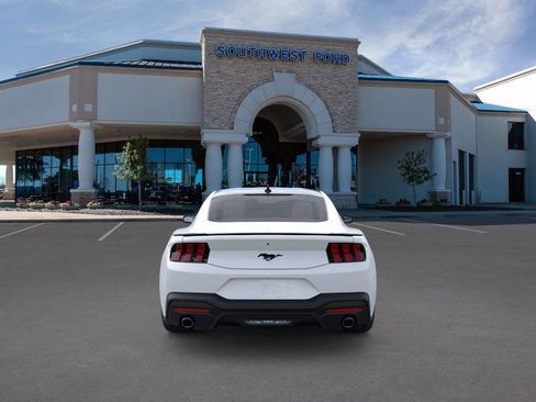 New 2026 Ford Mustang Coupe image 5