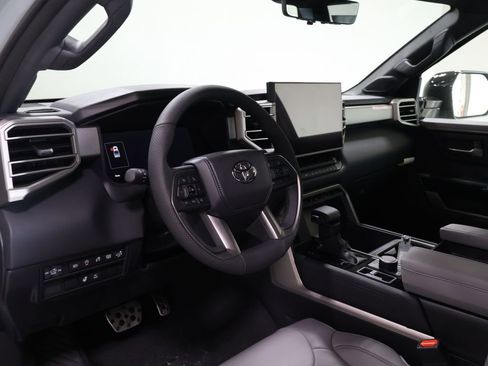 New 2026 Toyota Tundra Limited AWD/4WD image 18