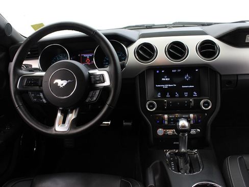 Used 2017 Ford Mustang GT Premium RWD image 9