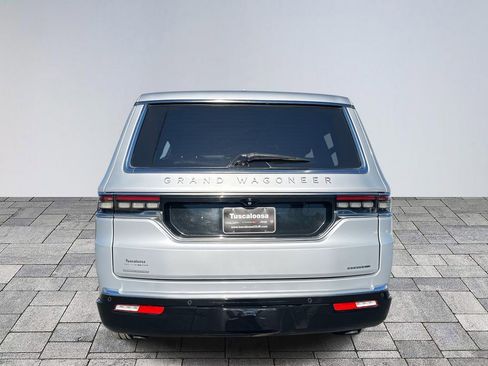 Used 2022 Jeep Grand Wagoneer Series III w/ Rear Seat Video Group 1 image 6