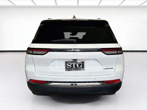 Used 2022 Jeep Grand Cherokee Limited RWD image 5