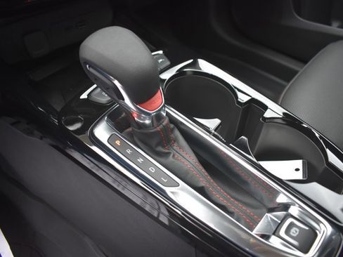 New 2026 Chevrolet Trax RS w/ Sunroof Package image 27