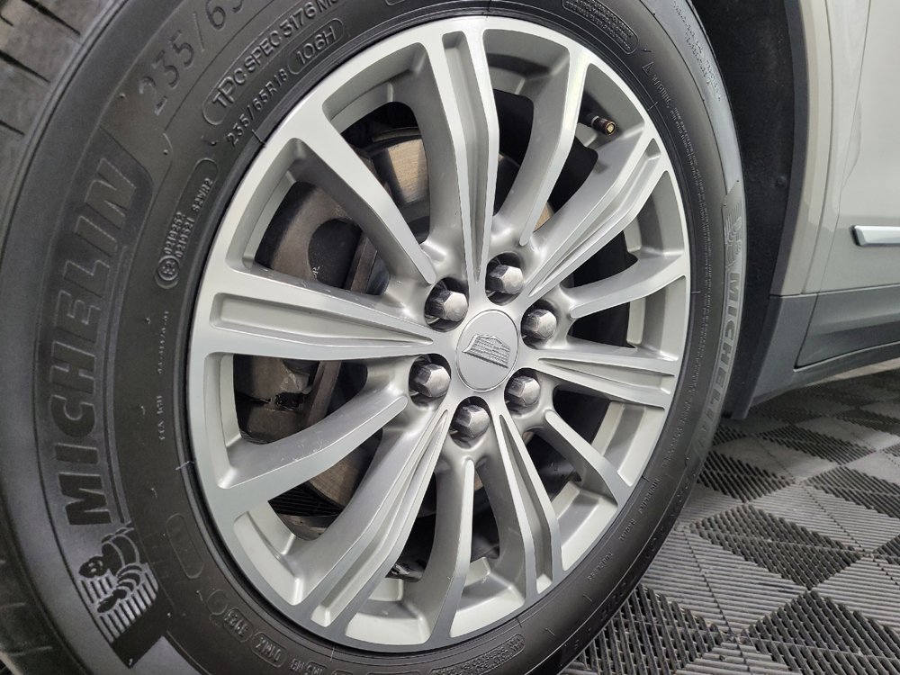 Used 2018 Cadillac XT5 Luxury FWD image 31