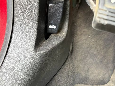 Used 2013 Chevrolet Impala LTZ FWD image 23