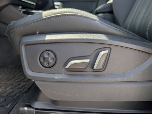 Used 2023 Audi Q5 2.0T Premium Plus AWD/4WD image 20