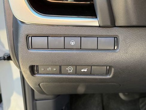 New 2026 Nissan Rogue SV AWD/4WD image 12
