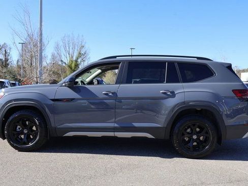 New 2026 Volkswagen Atlas Peak Edition image 4