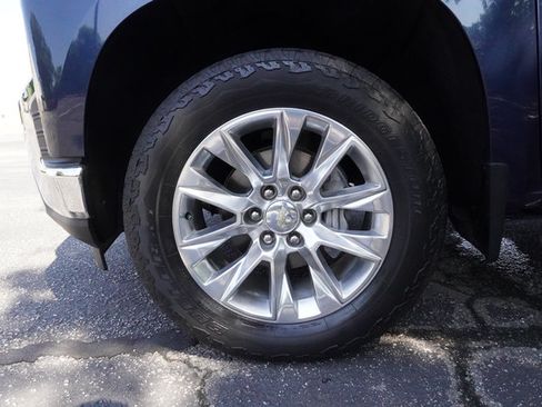 Used 2021 Chevrolet Silverado 1500 LTZ AWD/4WD image 38