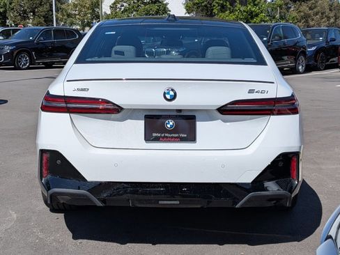 New 2026 BMW 540i xDrive w/ Executive Package image 7