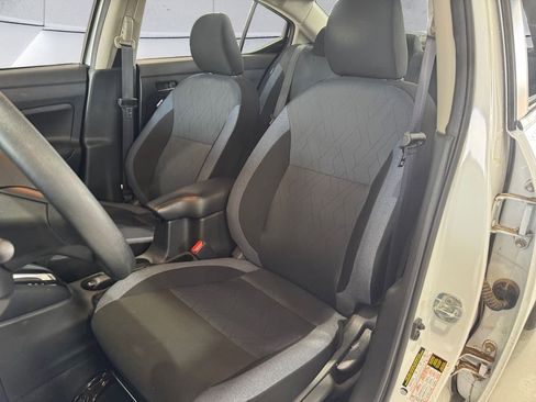 Used 2025 Nissan Versa SV w/ Trunk Package image 8