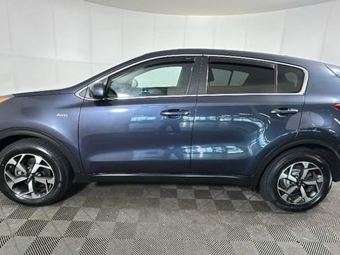 Used 2022 Kia Sportage LX AWD/4WD image 5