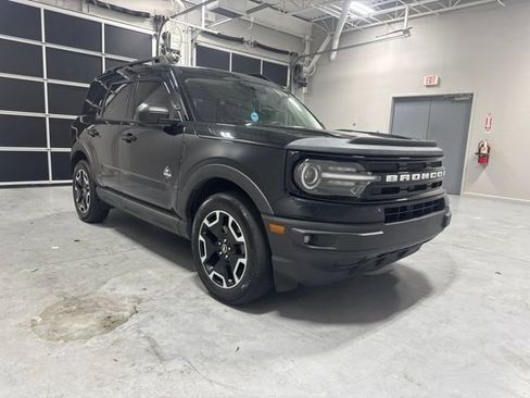 Used 2022 Ford Bronco Sport Outer Banks w/ Tech Package AWD/4WD image 3