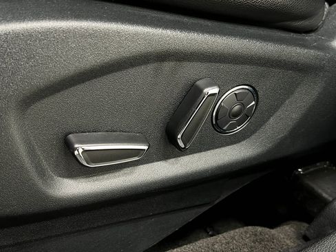 Used 2018 Ford Explorer Limited w/ Equipment Group 301A image 18