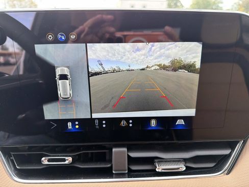 New 2026 Chevrolet Equinox ACTIV w/ Convenience Package III image 7