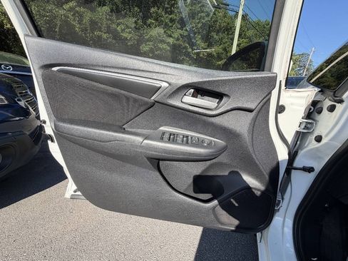 Used 2015 Honda Fit EX image 38