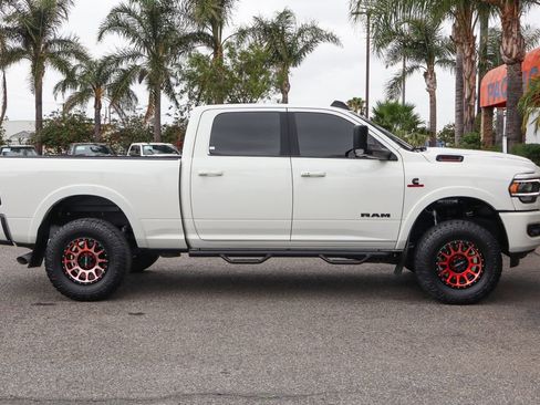 Used 2021 RAM 2500 Laramie w/ Night Edition AWD/4WD image 10