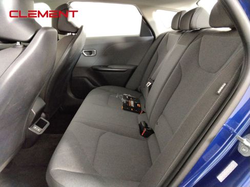 Used 2025 Kia K4 FWD image 27
