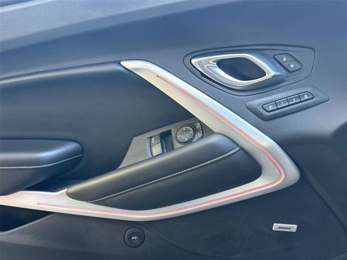 Used 2018 Chevrolet Camaro SS RWD image 19