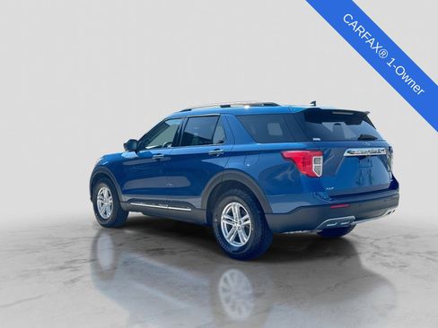 Used 2022 Ford Explorer XLT w/ Equipment Group 202A AWD/4WD image 5
