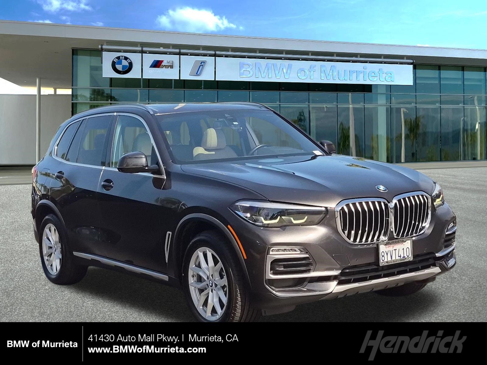 Used 2019 BMW X5 xDrive40i w/ Parking Assistance Package AWD/4WD image 1