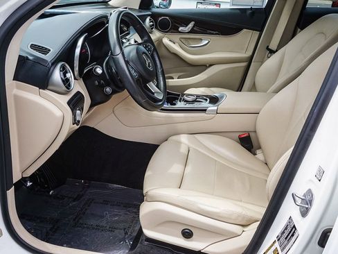 Used 2017 Mercedes-Benz GLC 300 image 17