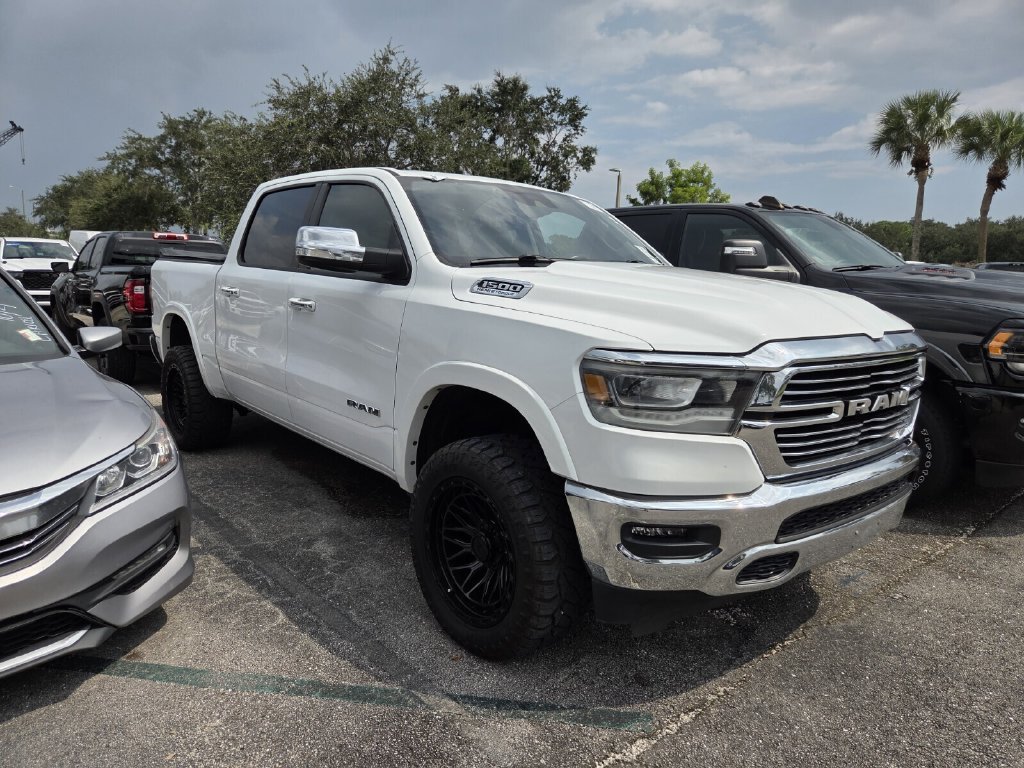 Used 2022 RAM 1500 Laramie AWD/4WD image 2