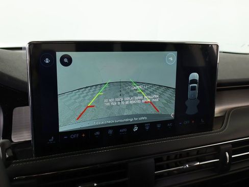 New 2026 Lincoln Corsair Premiere image 6