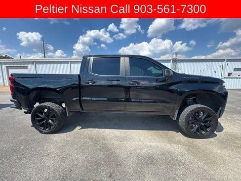 Used 2022 Chevrolet Silverado 1500 RST RWD image 2