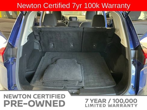 Used 2023 Nissan Rogue S AWD/4WD image 20