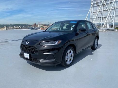 Certified 2023 Honda HR-V LX image 8