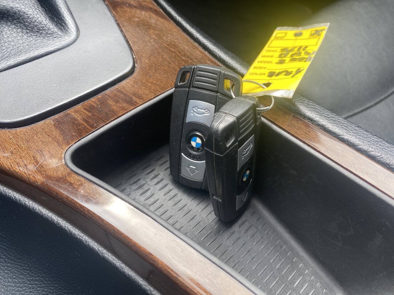 Used 2011 BMW 328i xDrive Sedan AWD/4WD image 16