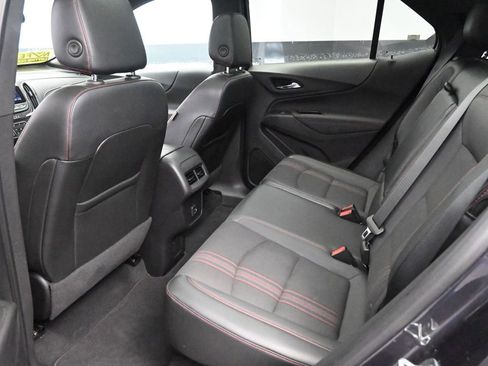 Used 2023 Chevrolet Equinox RS image 18