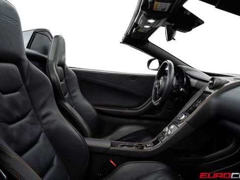 Used 2016 McLaren 675LT Spider RWD image 42