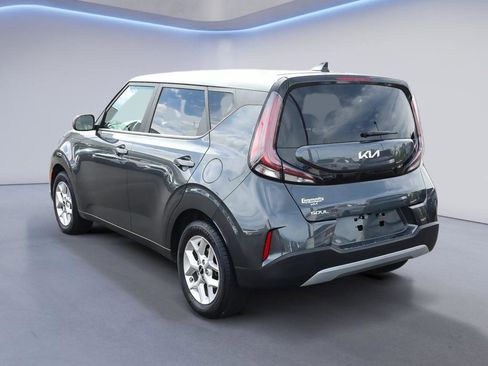 Used 2023 Kia Soul LX w/ Option Group 015 image 5